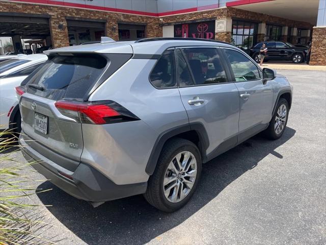 Photo of 2020 Silver Sky Metallic Toyota RAV4