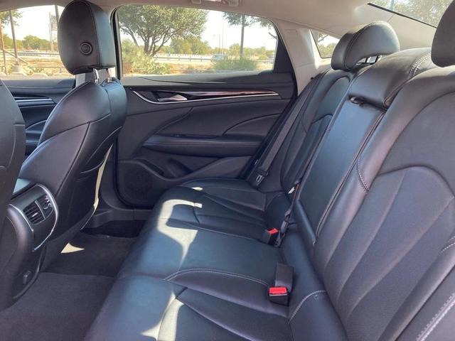 Photo of 2018 Quicksilver Metallic Buick LaCrosse