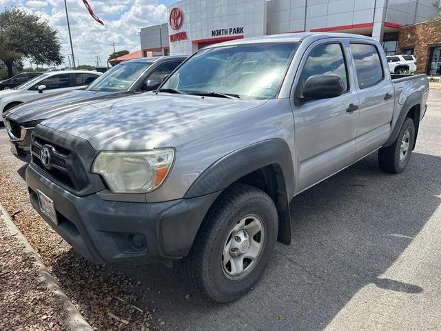 Photo of 2015 Silver Sky Metallic Toyota Tacoma