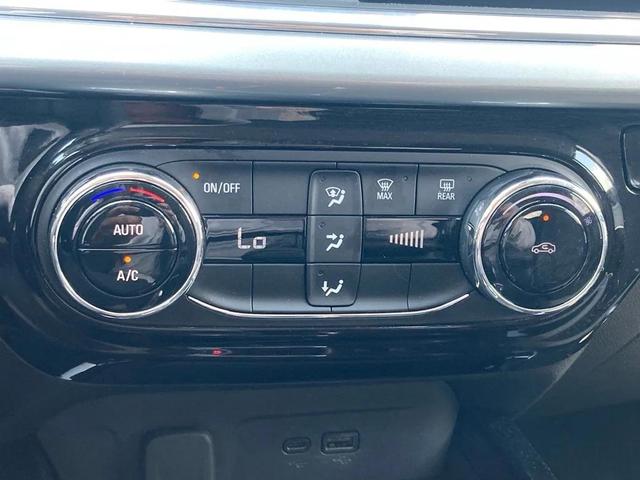 Photo of 2024 Mosaic Black Metallic Chevrolet Trax