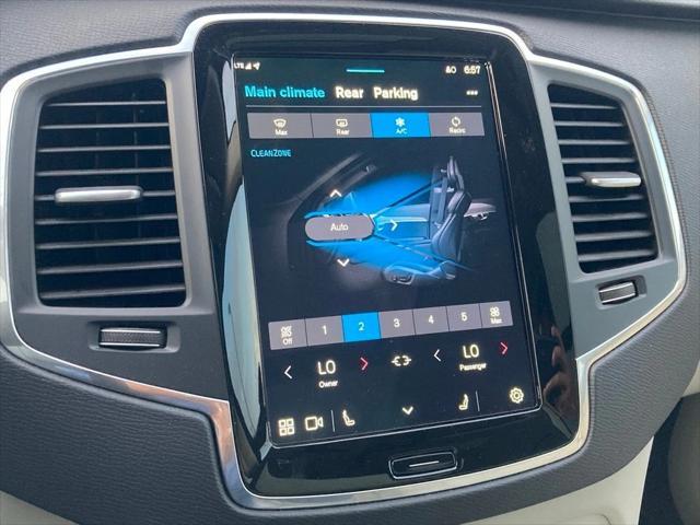 Photo of 2025 Crystal White Metallic Volvo XC90