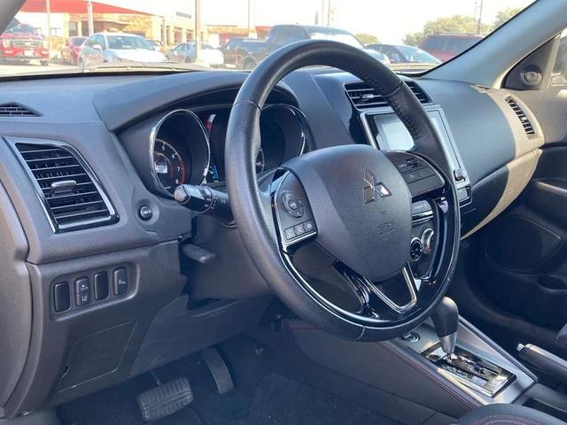 Photo of 2024 Labrador Black Pearl Mitsubishi Outlander Sport