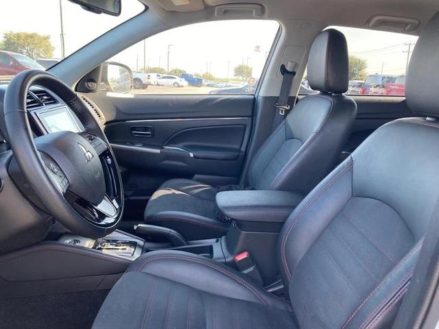 Photo of 2024 Labrador Black Pearl Mitsubishi Outlander Sport