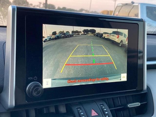 Photo of 2023 Silver Sky Metallic Toyota RAV4