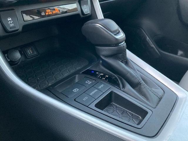 Photo of 2023 Silver Sky Metallic Toyota RAV4