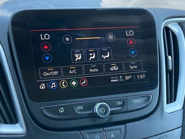 Photo of 2024 Summit White Chevrolet Malibu