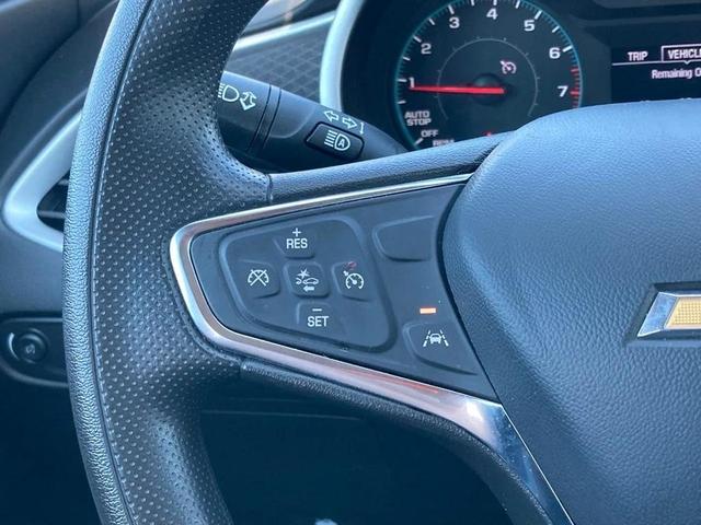 Photo of 2024 Summit White Chevrolet Malibu