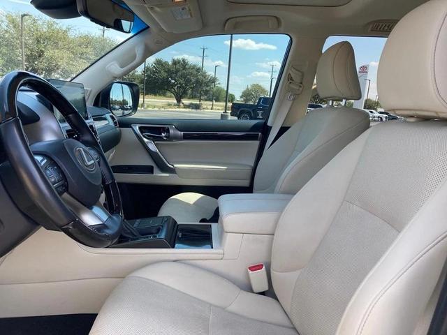 Photo of 2023 Eminent White Pearl Lexus GX 460