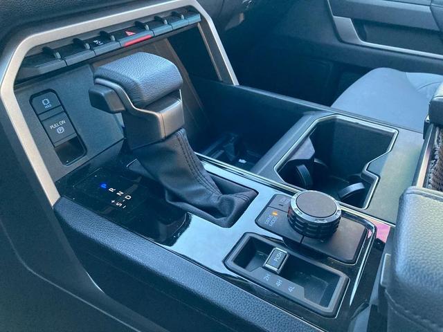 Photo of 2024 Ice Cap Toyota Tundra