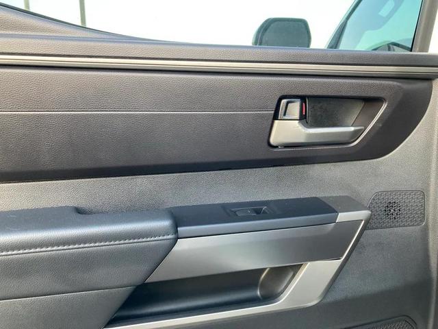 Photo of 2024 Ice Cap Toyota Tundra