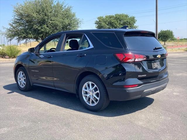 Photo of 2024 Mosaic Black Metallic Chevrolet Equinox