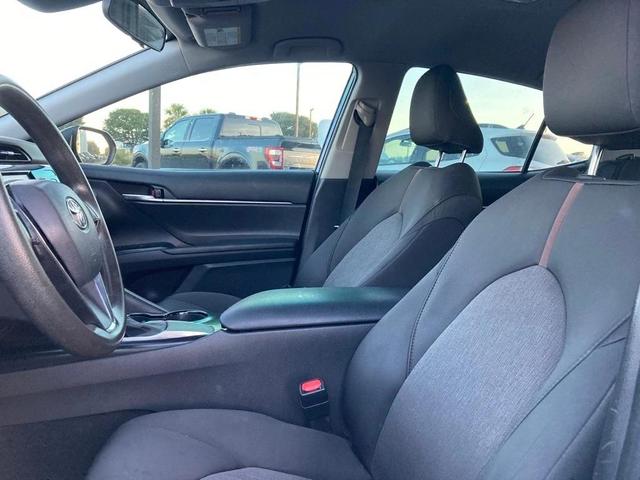 Photo of 2020 Midnight Black Metallic Toyota Camry