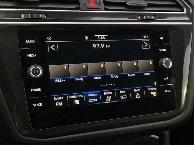 Photo of 2024 Pure White Volkswagen Tiguan