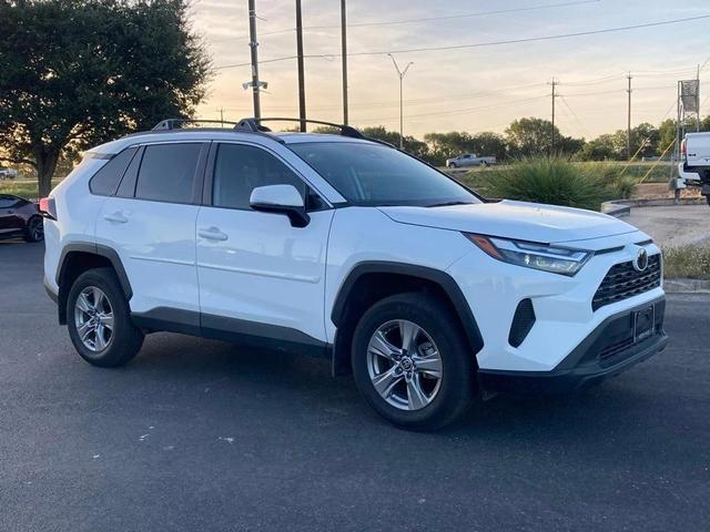 Photo of 2024 Ice Cap Toyota RAV4