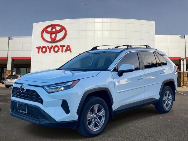 Photo of 2024 Ice Cap Toyota RAV4