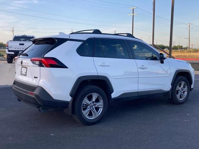 Photo of 2024 Ice Cap Toyota RAV4