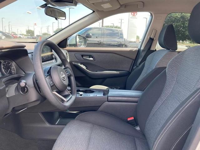 Photo of 2023 Brilliant Silver Metallic Nissan Rogue