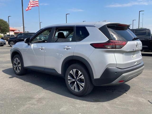 Photo of 2023 Brilliant Silver Metallic Nissan Rogue