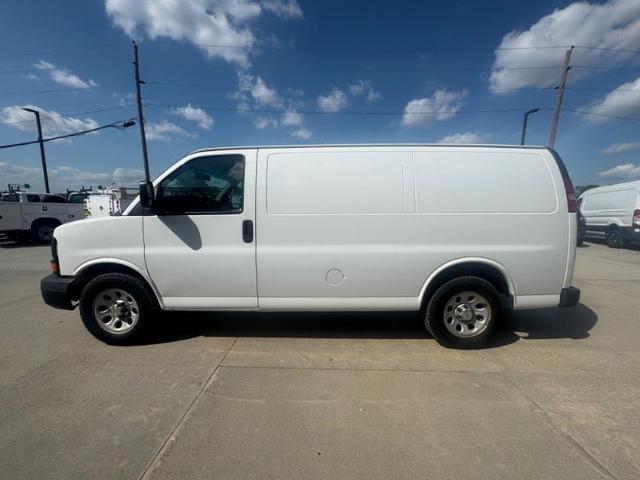 Photo of 2014 White Chevrolet Express 1500