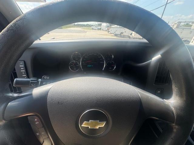 Photo of 2014 White Chevrolet Express 1500