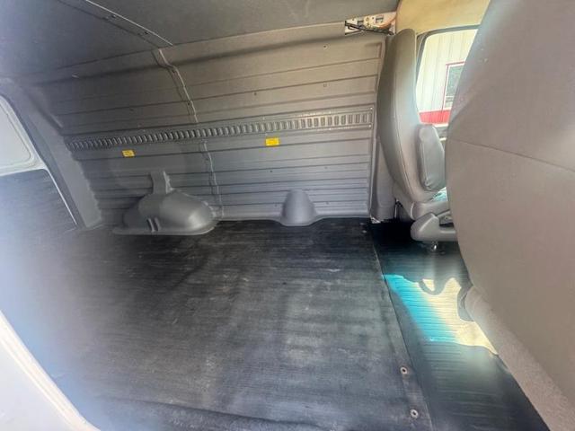 Photo of 2014 White Chevrolet Express 1500