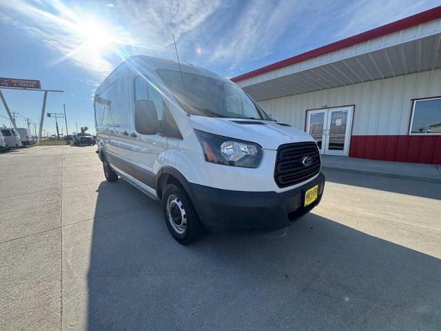 Photo of 2019 White Ford Transit-250