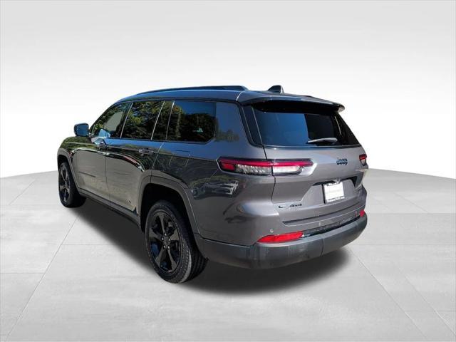 Photo of 2022 Baltic Gray Jeep Grand Cherokee L