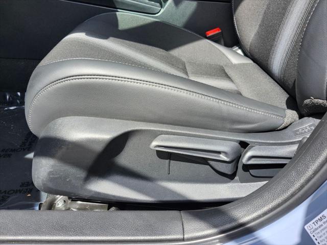 Photo of 2023 Sonic Gray Pearl Honda Civic