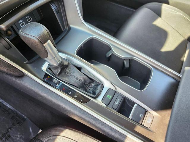 Photo of 2022 Platinum White Pearl Honda Accord