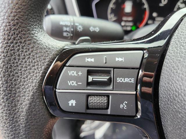 Photo of 2023 Platinum White Honda Pilot