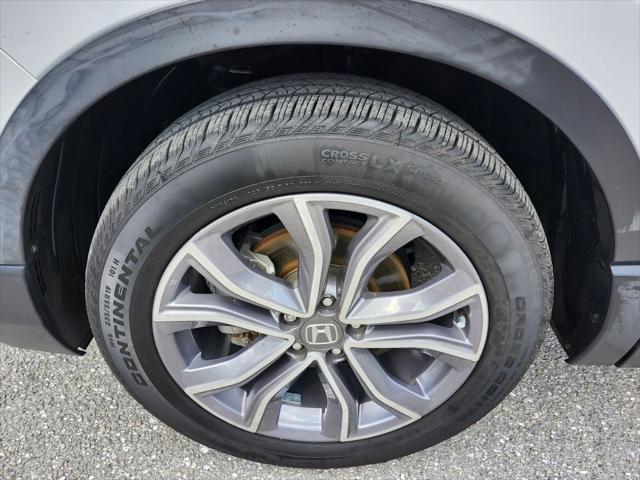 Photo of 2022 Platinum White Pearl Honda CR-V