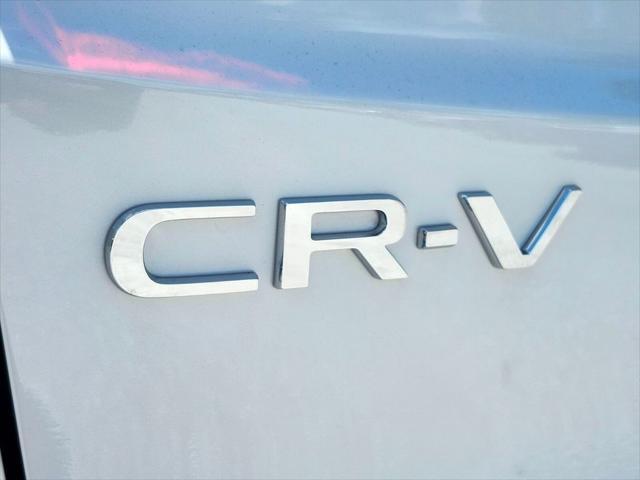 Photo of 2025 Platinum White Pearl Honda CR-V
