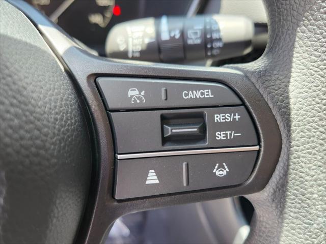 Photo of 2025 Platinum White Pearl Honda CR-V