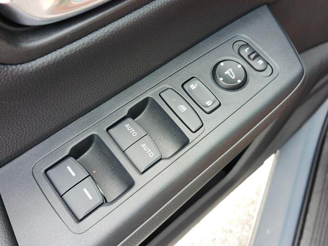 Photo of 2026 Urban Gray Pearl Honda CR-V Hybrid
