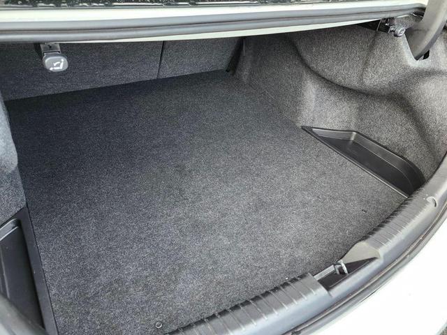 Photo of 2018 Snowflake White Pearl Mica Mazda Mazda6