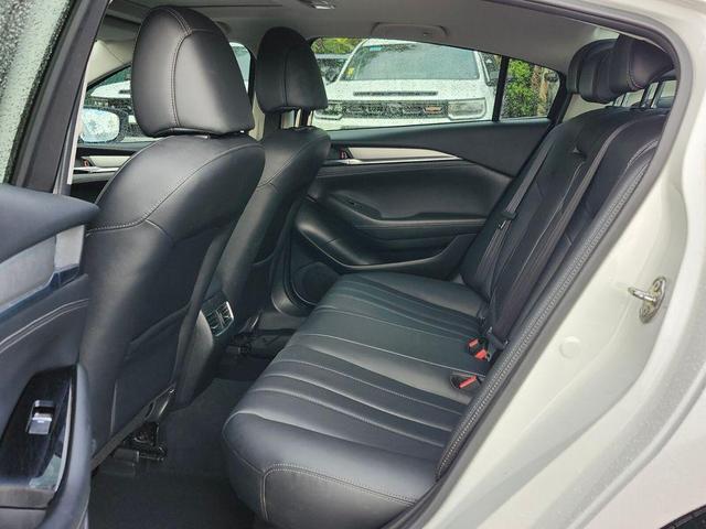 Photo of 2018 Snowflake White Pearl Mica Mazda Mazda6