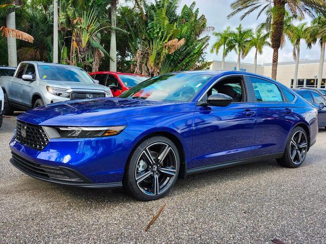 Photo of 2025 Still Night Pearl Honda Accord Hybrid