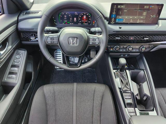 Photo of 2025 Still Night Pearl Honda Accord Hybrid