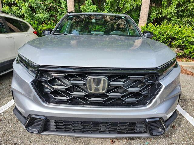 Photo of 2023 Silver Metallic Honda CR-V Hybrid