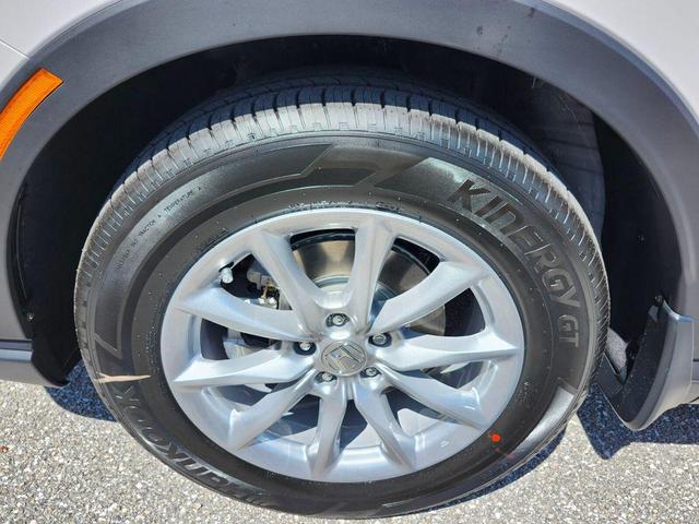 Photo of 2026 Platinum White Pearl Honda CR-V