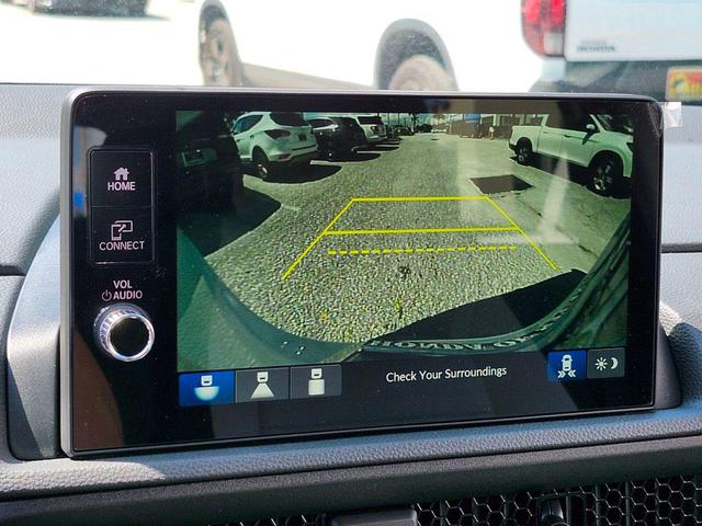 Photo of 2026 Platinum White Pearl Honda CR-V