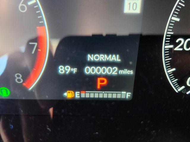Photo of 2026 Platinum White Pearl Honda CR-V