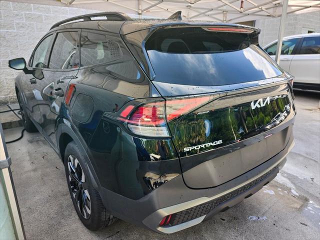 Photo of 2023 Ebony Black Kia Sportage