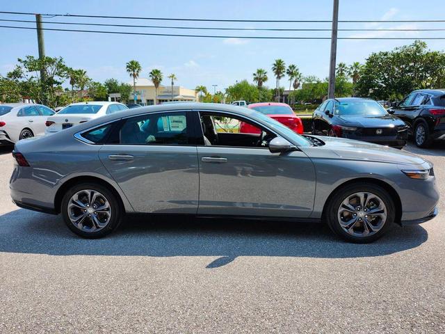Photo of 2025 Urban Gray Pearl Honda Accord Hybrid