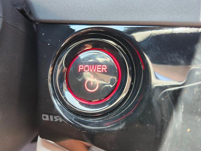 Photo of 2025 Platinum White Pearl Honda Accord Hybrid