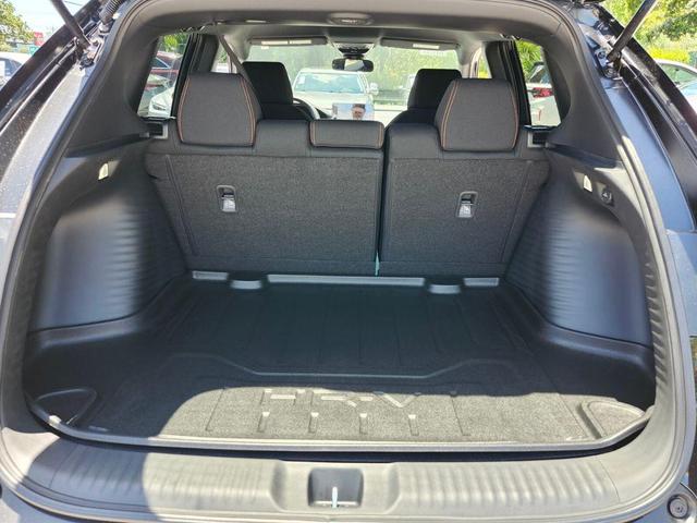 Photo of 2026 Deep Ocean Pearl Honda HR-V