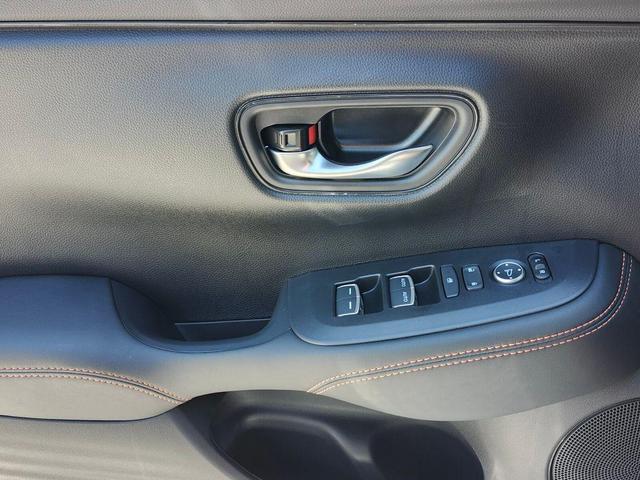 Photo of 2026 Deep Ocean Pearl Honda HR-V