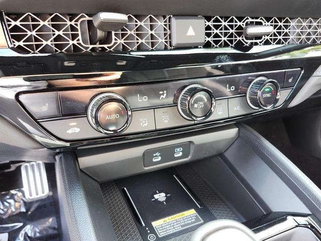 Photo of 2025 Solar Silver Metallic Honda Accord Hybrid