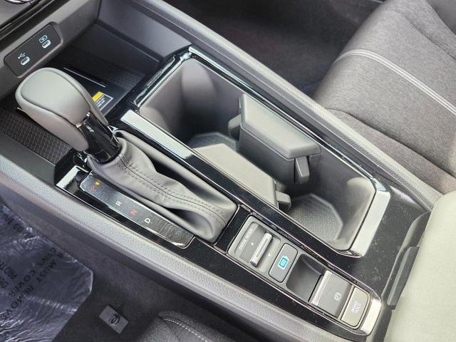 Photo of 2025 Solar Silver Metallic Honda Accord Hybrid