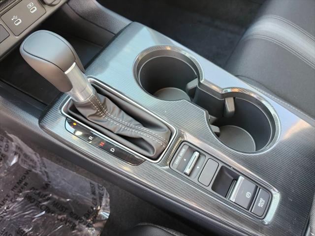 Photo of 2025 Urban Gray Pearl Honda Accord Hybrid